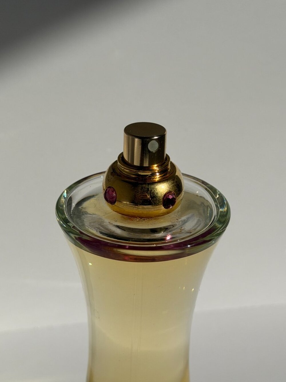 Versace Woman Eau de Parfum 50 mL 1.7 oz 98% Full - Picture 4 of 5